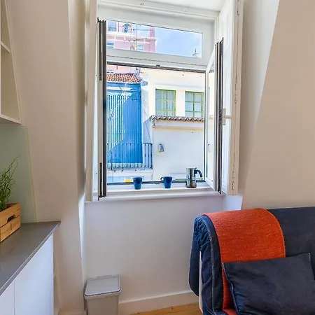 Castello 12-Apartments & Suites W/ Private Balcony *