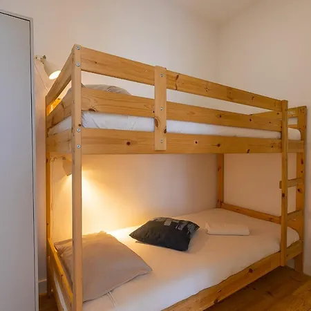 Castello 12-Apartments & Suites W/ Private Balcony Apartamento *