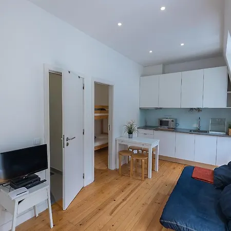 Castello 12-Apartments & Suites W/ Private Balcony Apartment